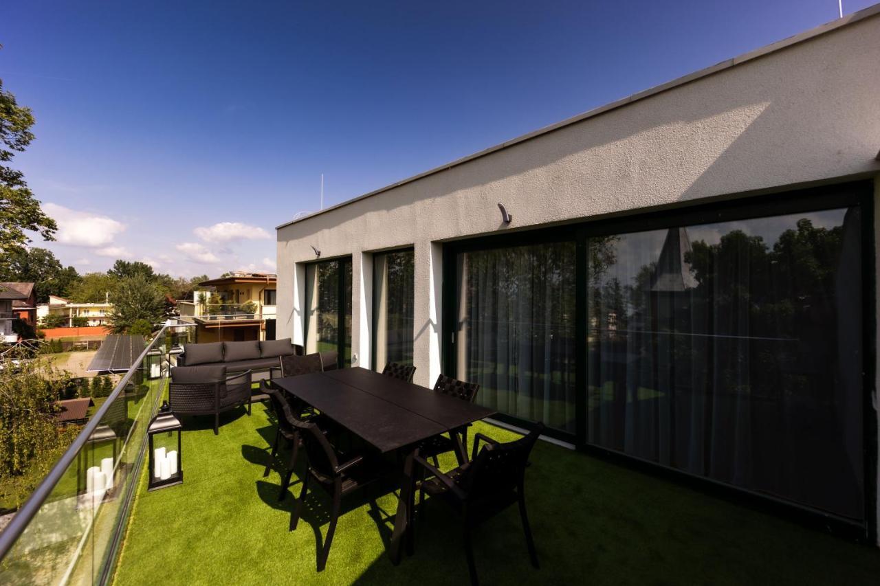 Villa Bauhaus Penthouse Wellness Apartman 希欧福克 外观 照片