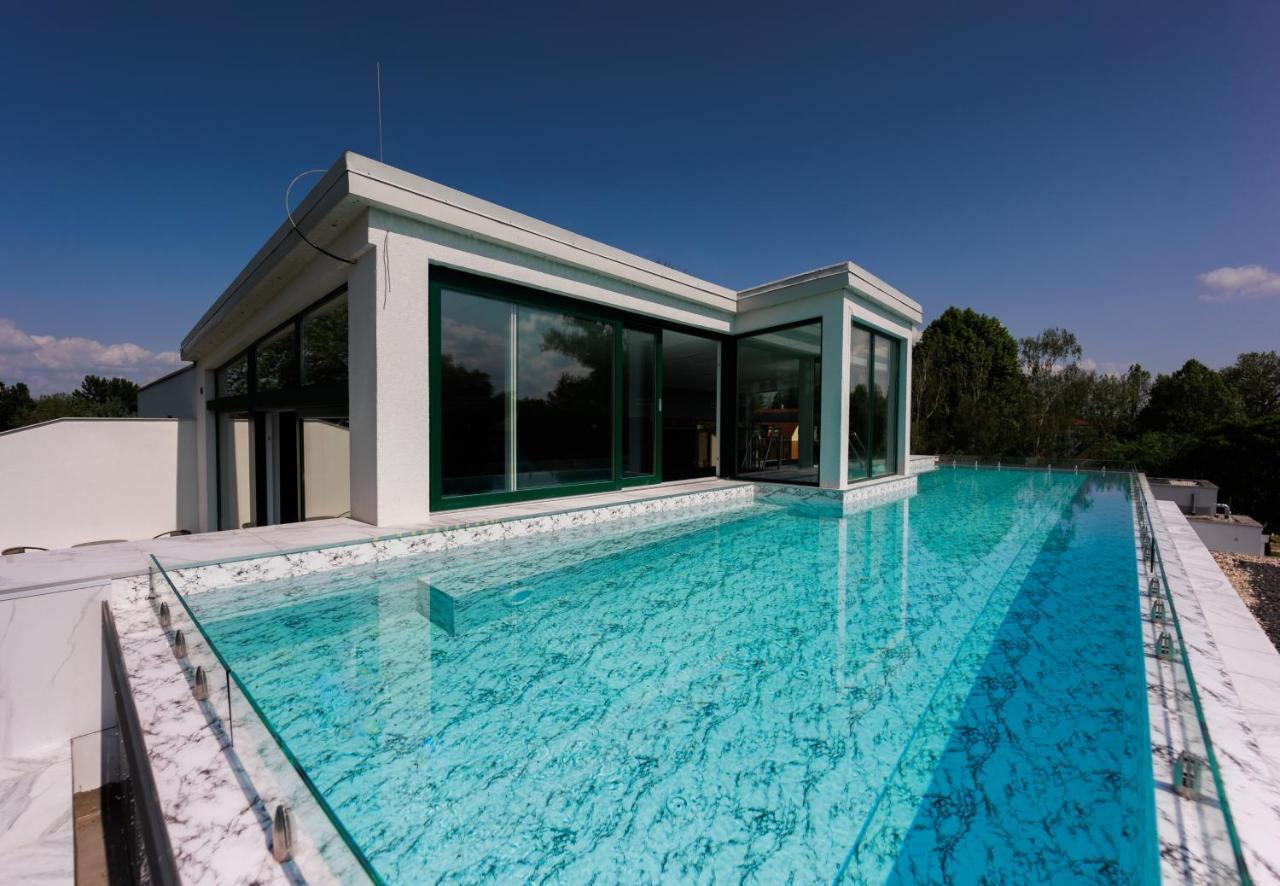 Villa Bauhaus Penthouse Wellness Apartman 希欧福克 外观 照片