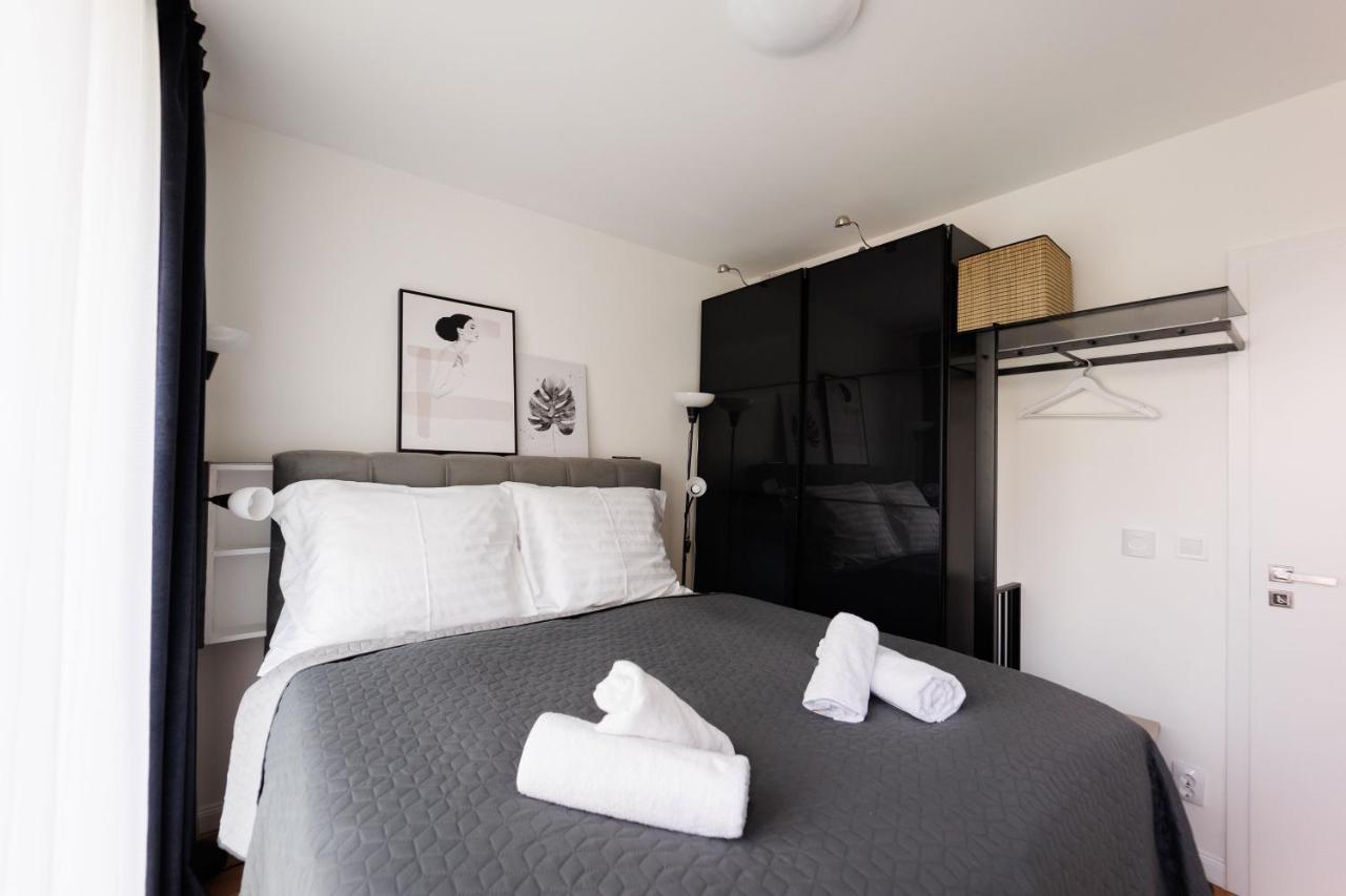 Villa Bauhaus Penthouse Wellness Apartman 希欧福克 外观 照片