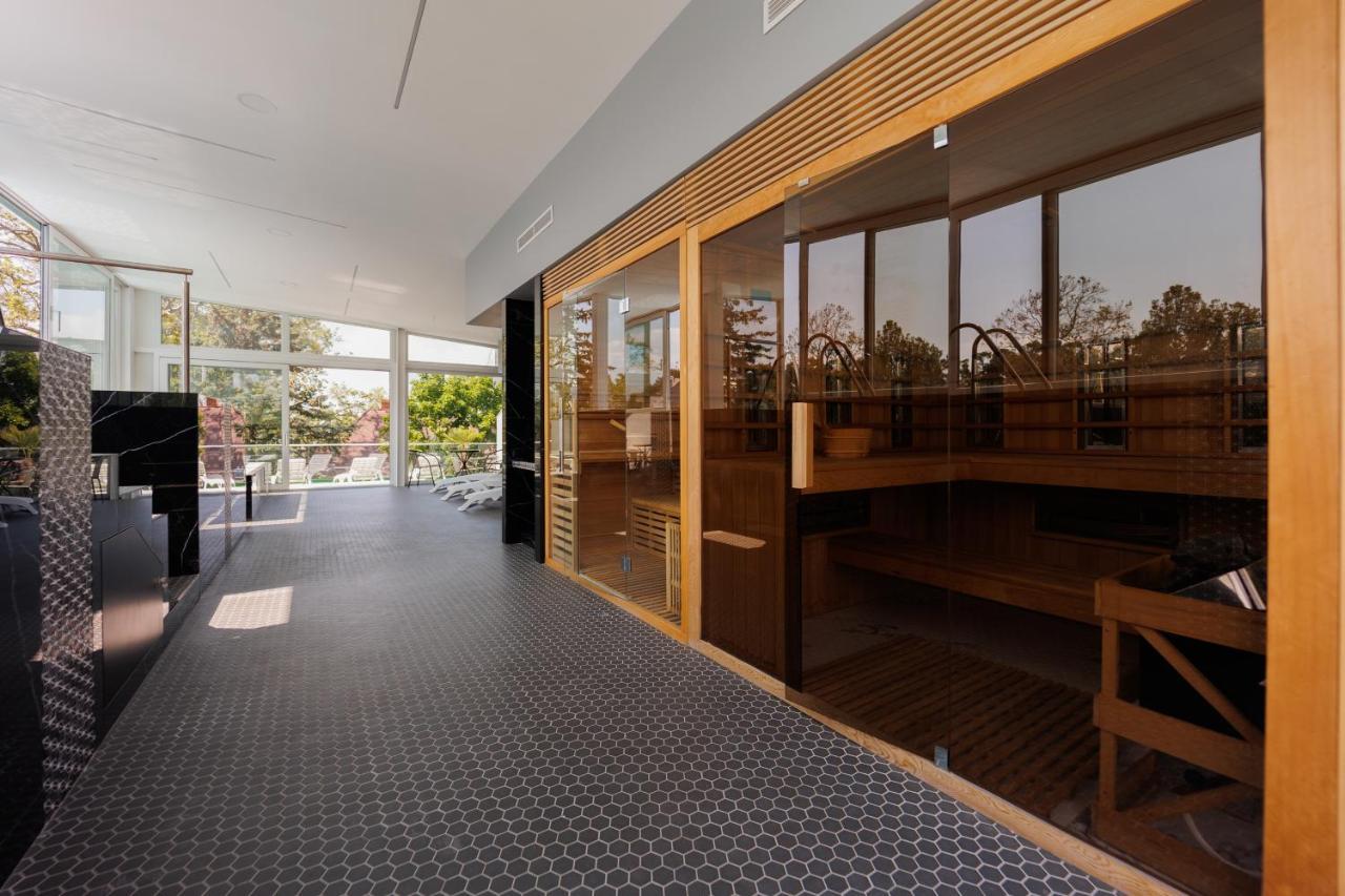 Villa Bauhaus Penthouse Wellness Apartman 希欧福克 外观 照片