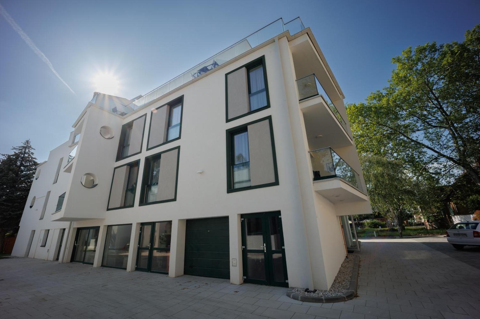 Villa Bauhaus Penthouse Wellness Apartman 希欧福克 外观 照片